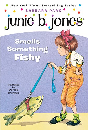 Junie B. Jones Smells Something Fishy (Junie B. Jones, No. 12) - 9180