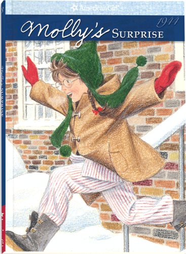 Molly's Surprise: A Christmas Story, Book Three (The American Girls Collection) - 8321